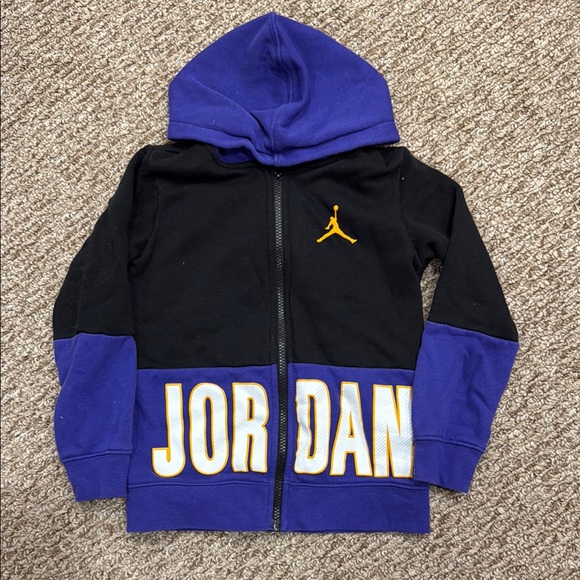 Jordan Kids' Black and Purple Tracksuit - Picture 2 of 3